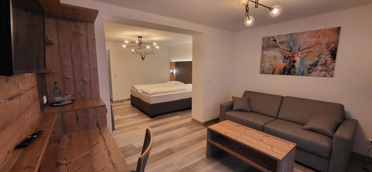 Hotel Geiger Фюссен Экстерьер фото