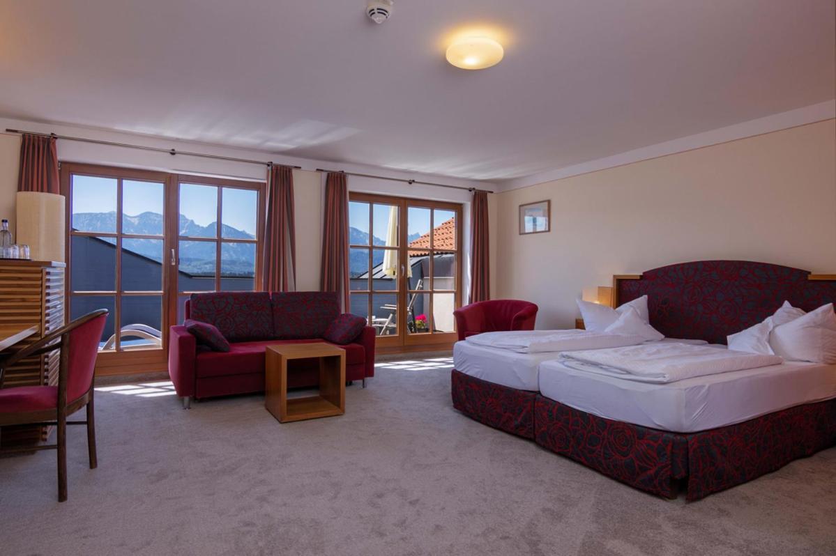 Hotel Geiger Фюссен Экстерьер фото