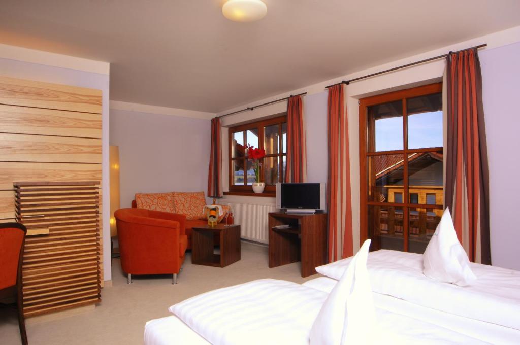 Hotel Geiger Фюссен Экстерьер фото