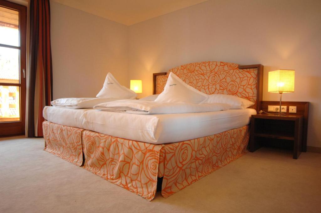 Hotel Geiger Фюссен Экстерьер фото